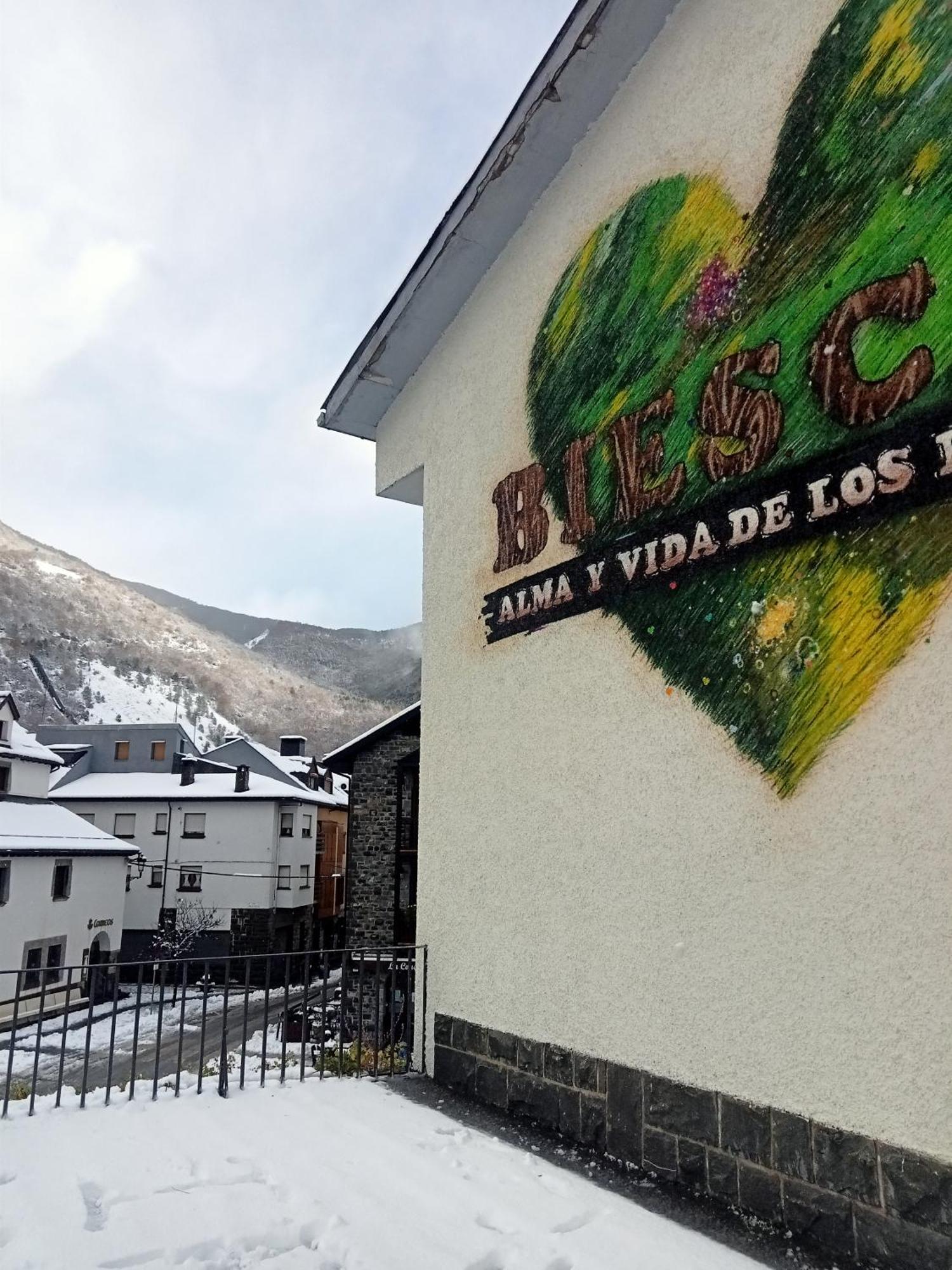 Apartament Origen Pelaire Excelente Limpieza Y Ubicacion Biescas  Zewnętrze zdjęcie